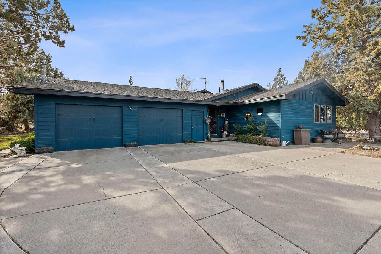 1686 Negus Way - Photo 1