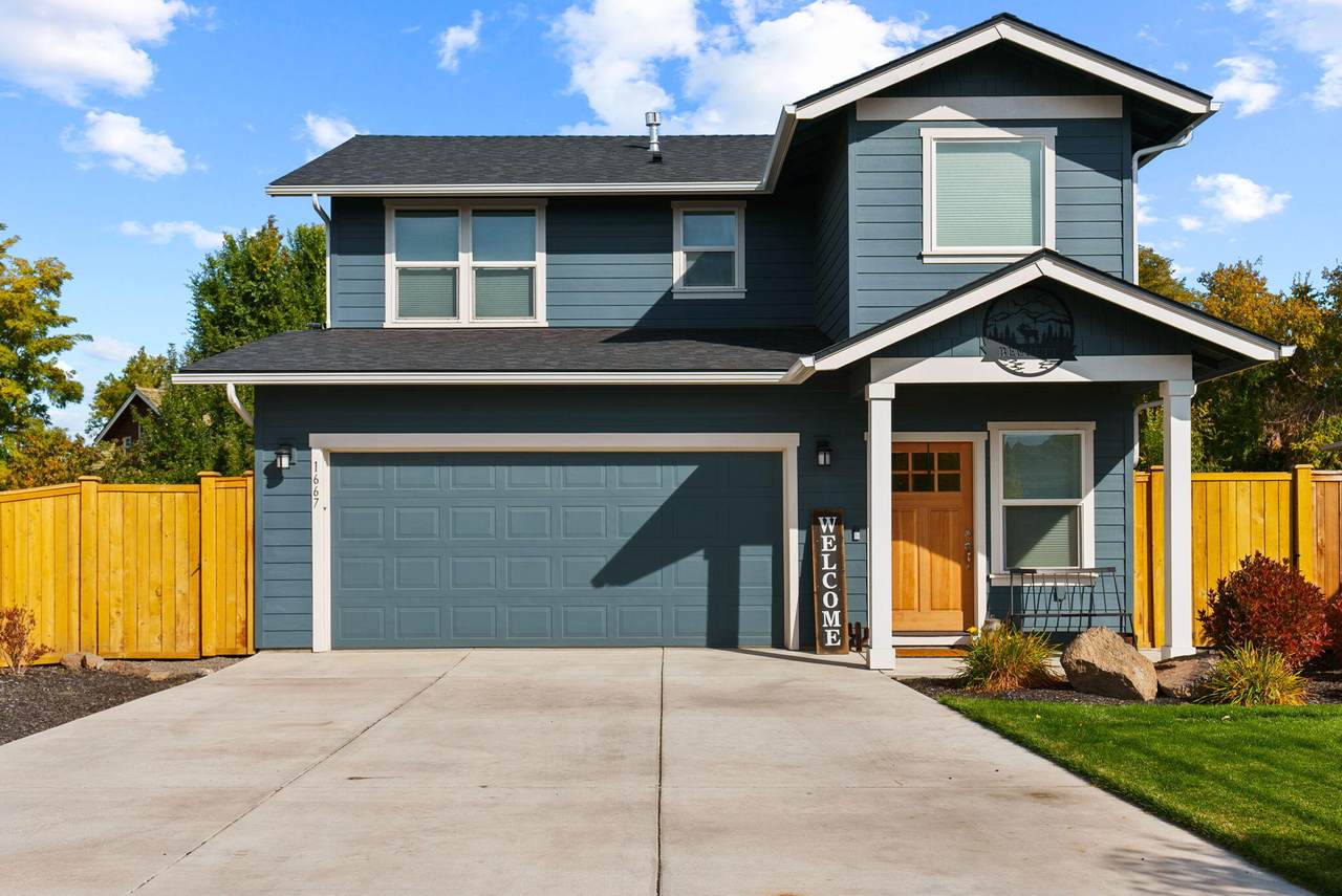 1667 Black Butte Court - Photo 1