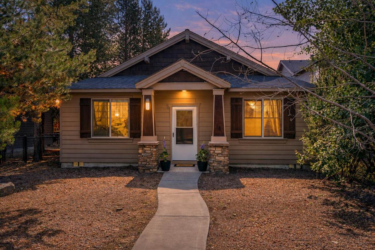 51861 Hollinshead Place - Photo 1