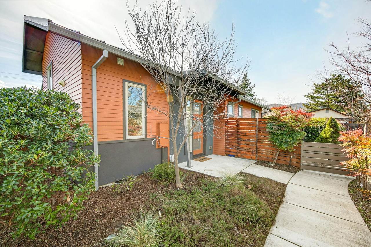 98 Dunn Circle - Photo 1