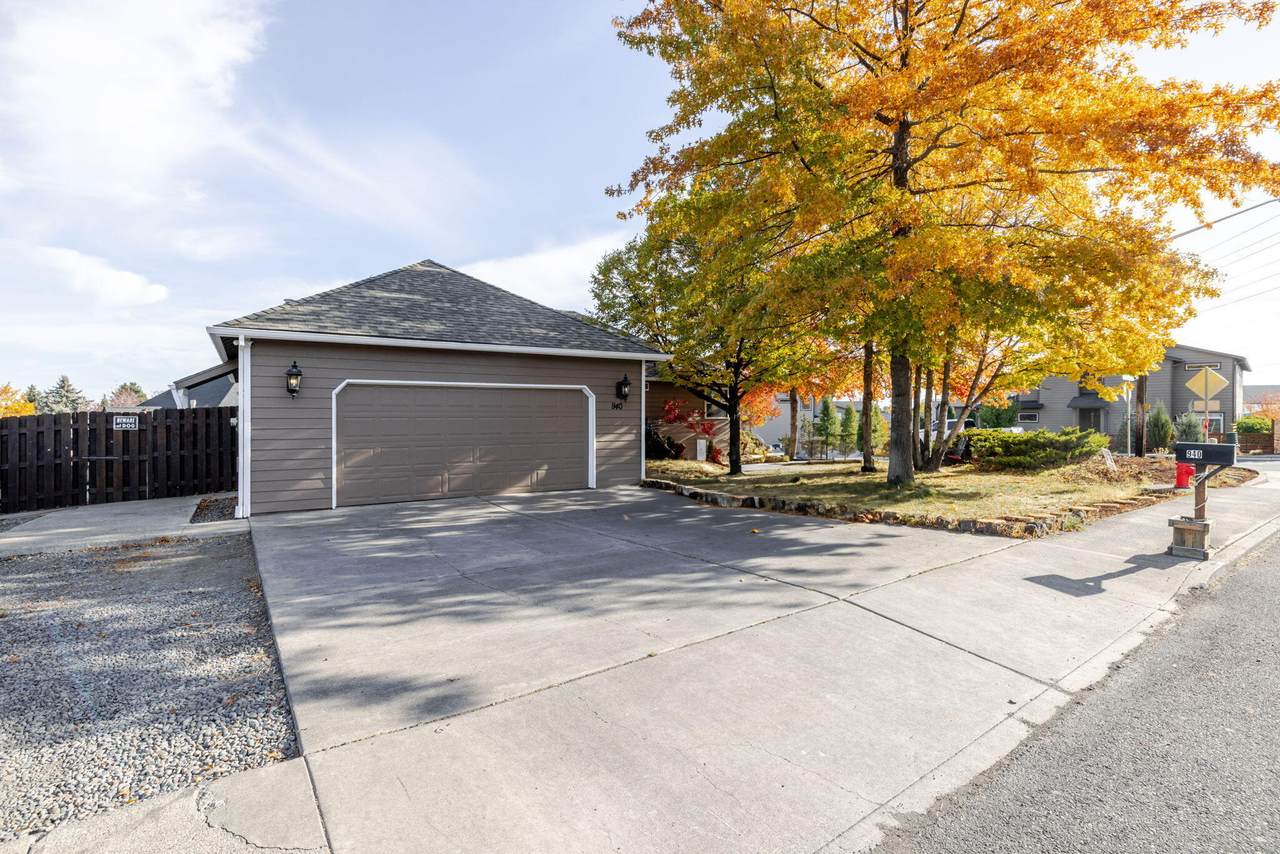 940 Purcell Boulevard - Photo 1