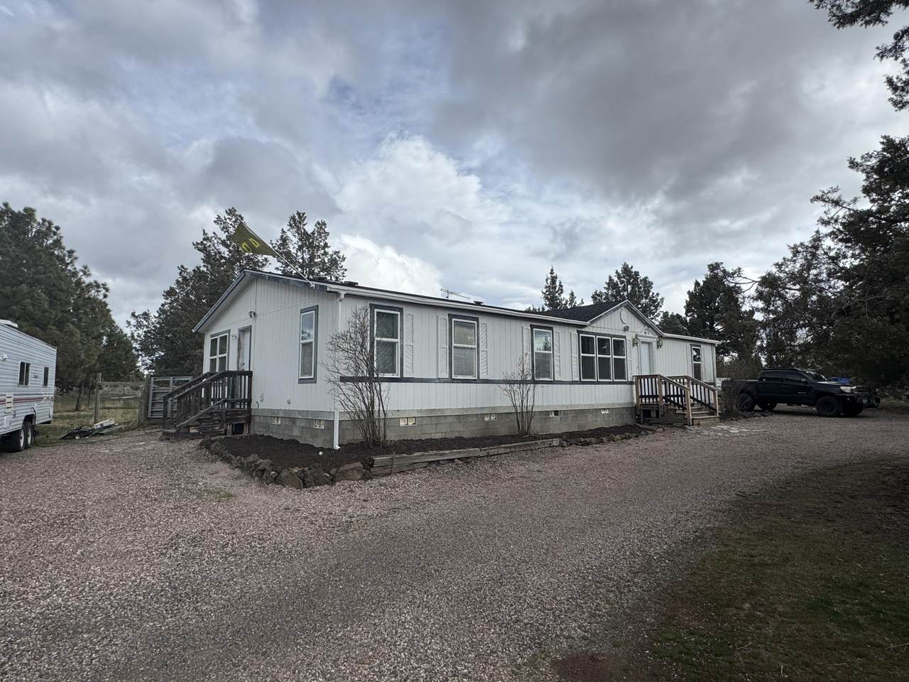 8685 Sisters View Place - Photo 1