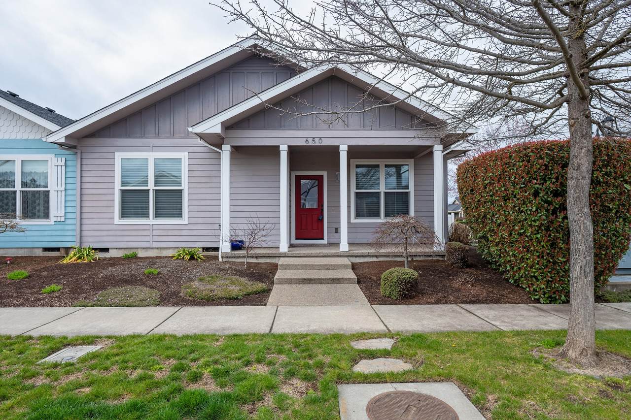 650 Golden Peak Drive - Photo 1