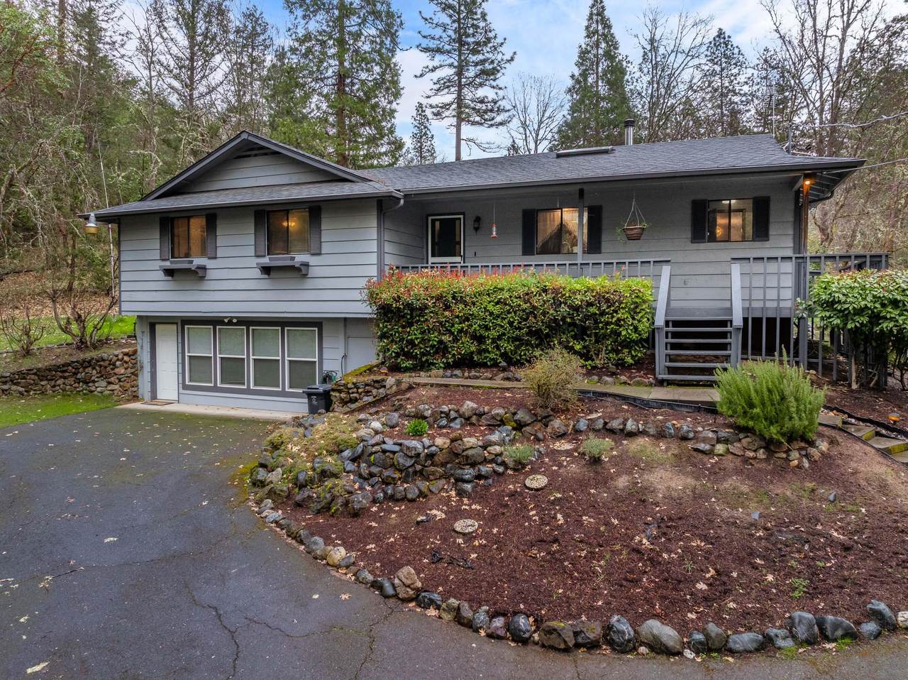207 Crossbow Lane - Photo 1