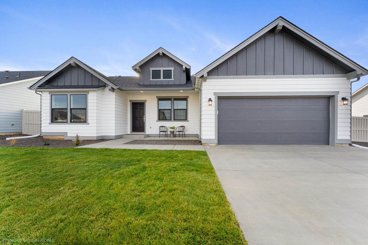 2460 Yamsay Drive - Photo 1