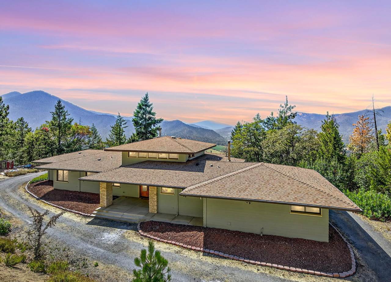 615 Tumbleweed Trail - Photo 1