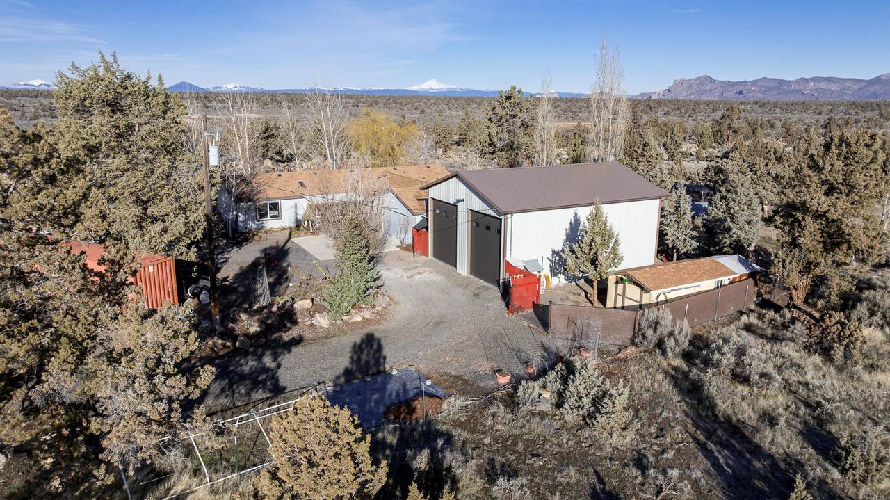 16065 Twin Lakes Road - Photo 1