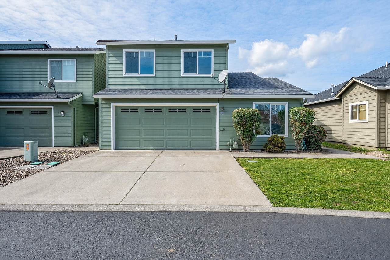 368 Live Oak Loop - Photo 1
