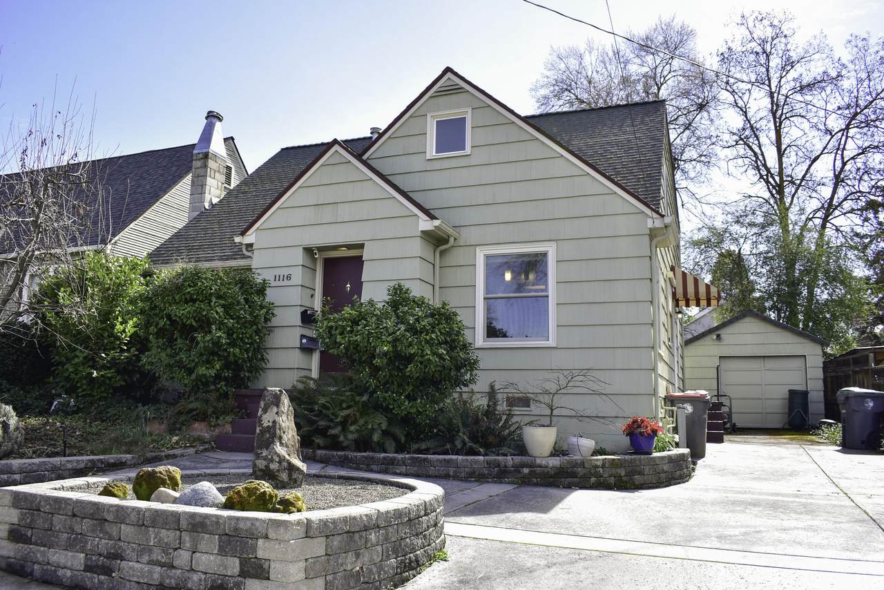 1114 -1116 Reddy Avenue - Photo 1