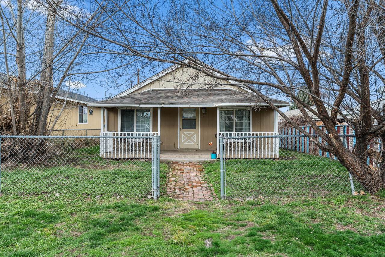 859 Ewen Street - Photo 1