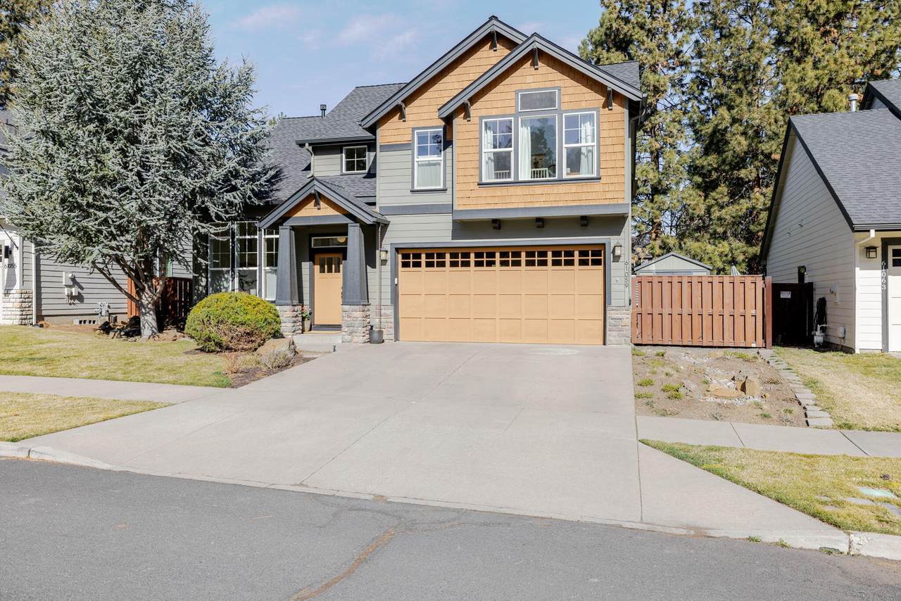 61059 Snowberry Place - Photo 1