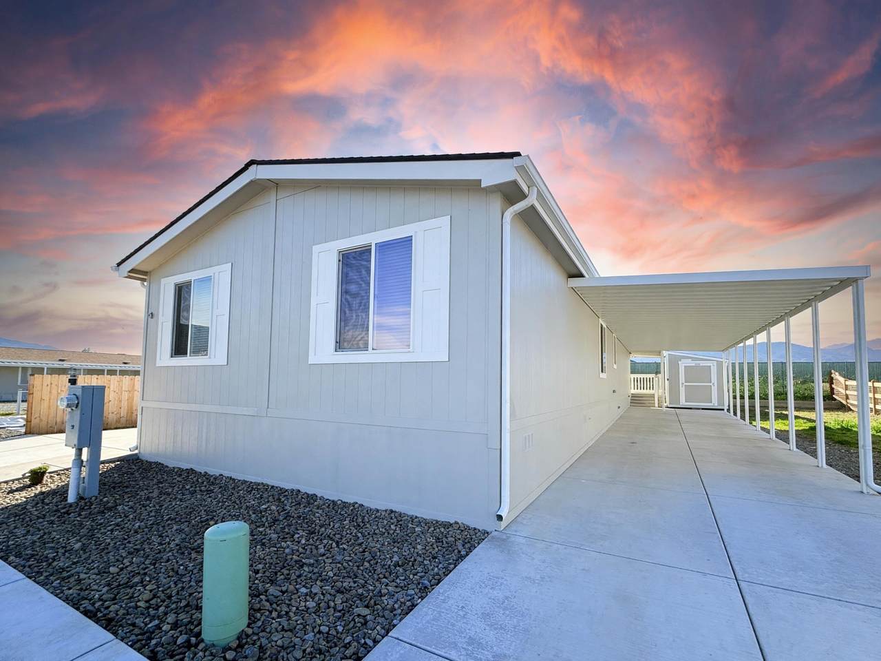 3966 Pacific Highway - Photo 1