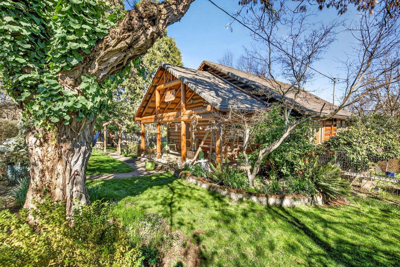 645 California Street - Photo 1