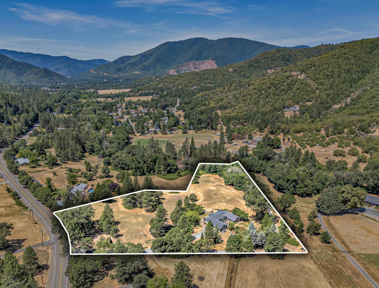 1775 Wards Creek Road - Photo 1