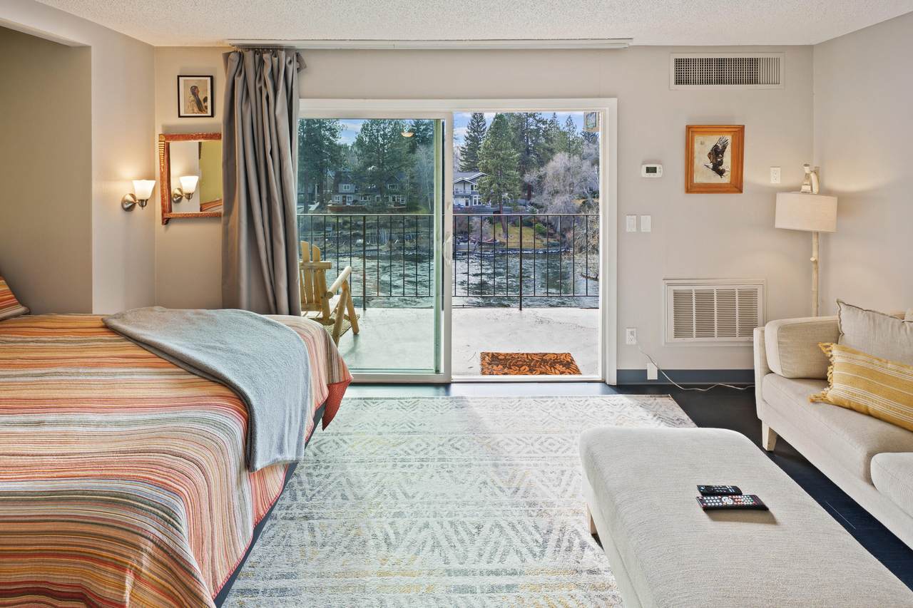 1565 Wall Street - Photo 1