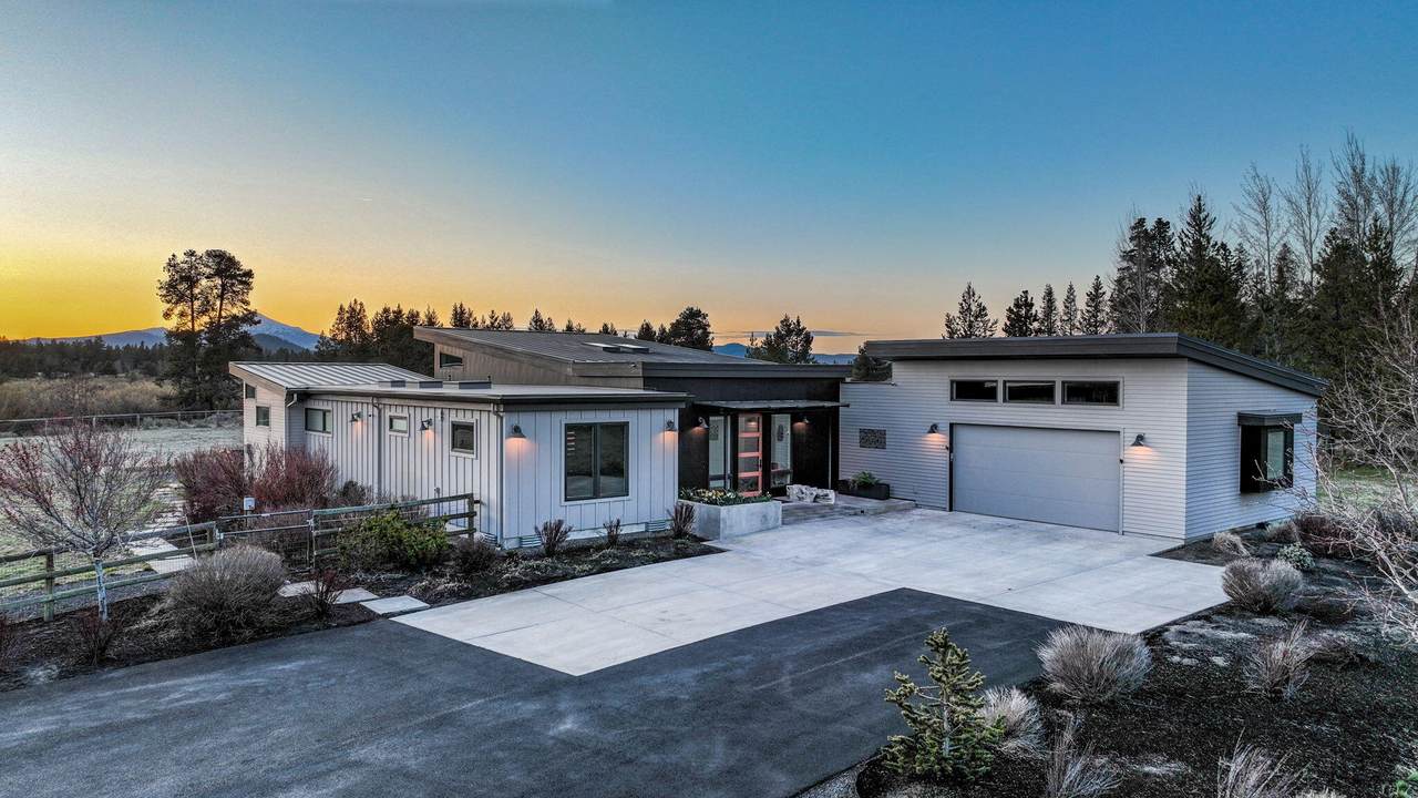 55543 Huntington Road - Photo 1