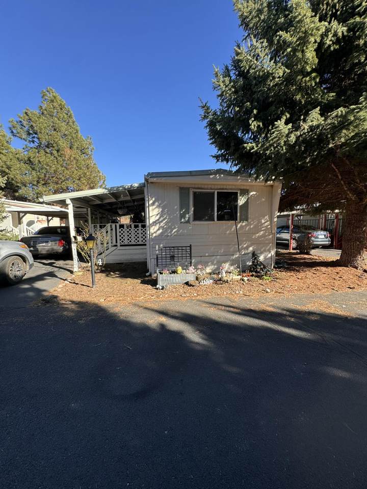 5602 Denver Avenue - Photo 1