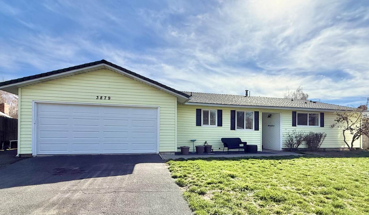 3879 Coronado Way - Photo 1