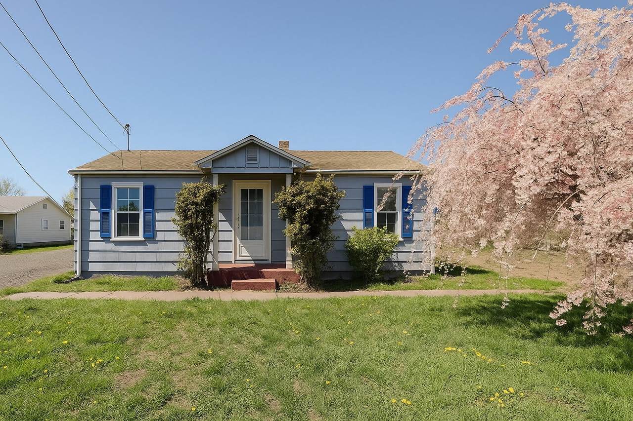 195 Main Street - Photo 1