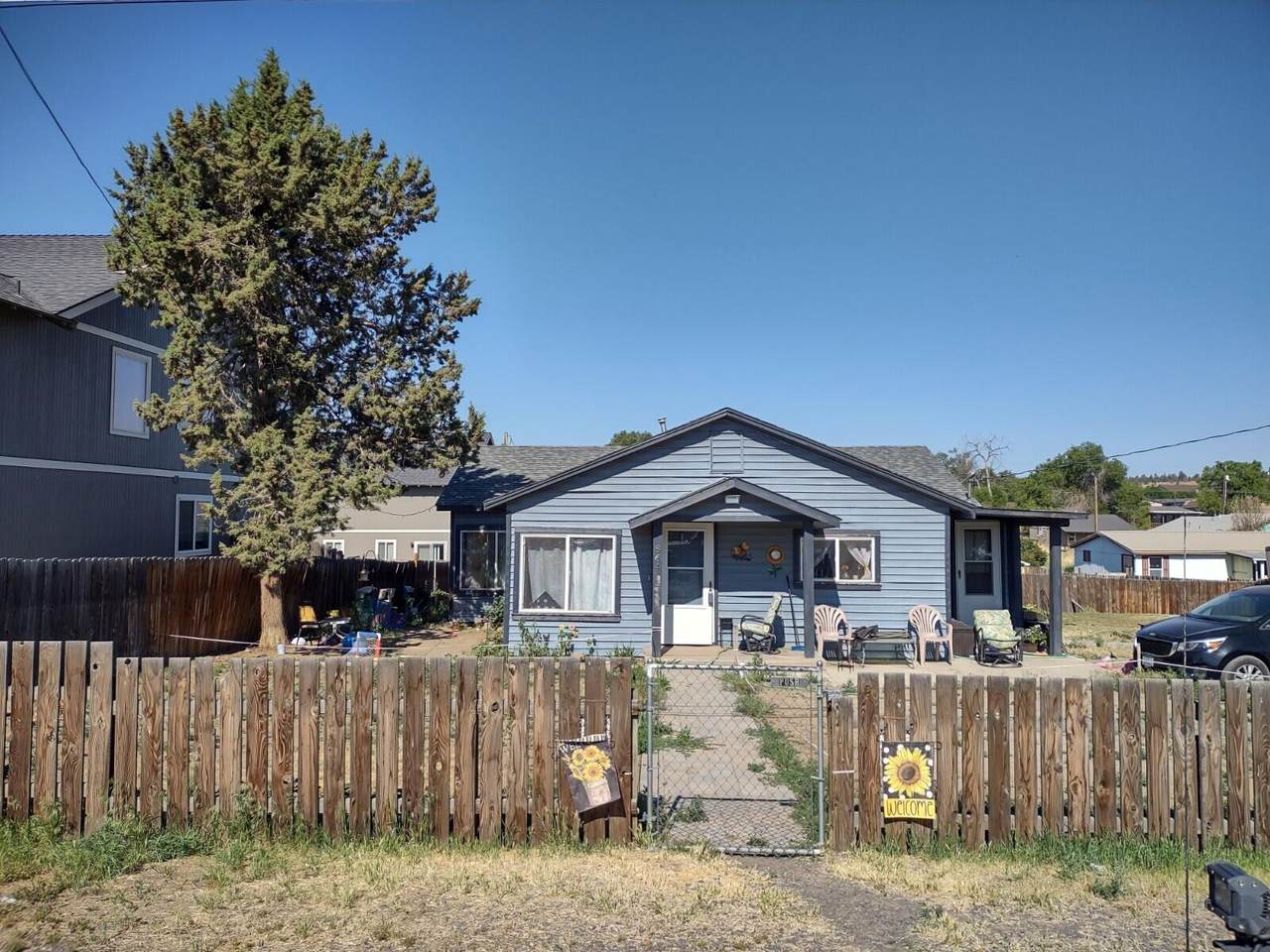 864 3rd Street - Photo 1