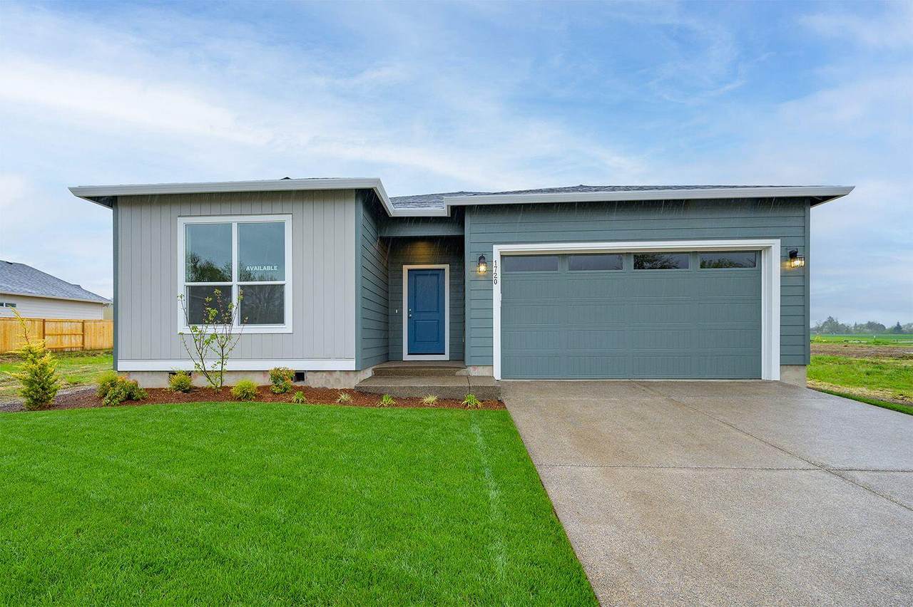 1140 Pumpkin Ridge Drive - Photo 1