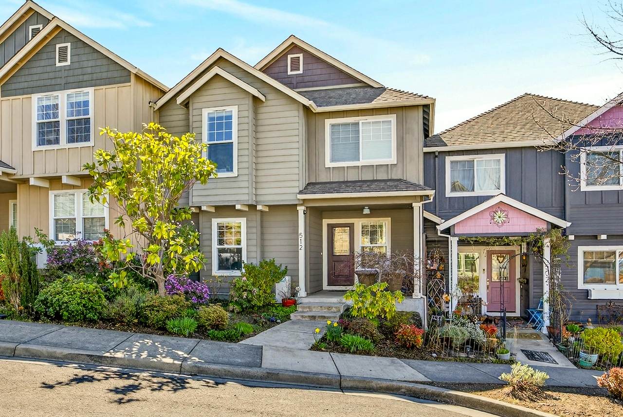 512 Fair Oaks Avenue - Photo 1