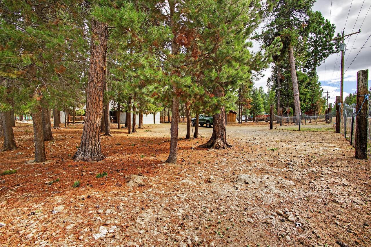 https://bt-photos.global.ssl.fastly.net/coar/1280_boomver_1_220218460-2.jpg