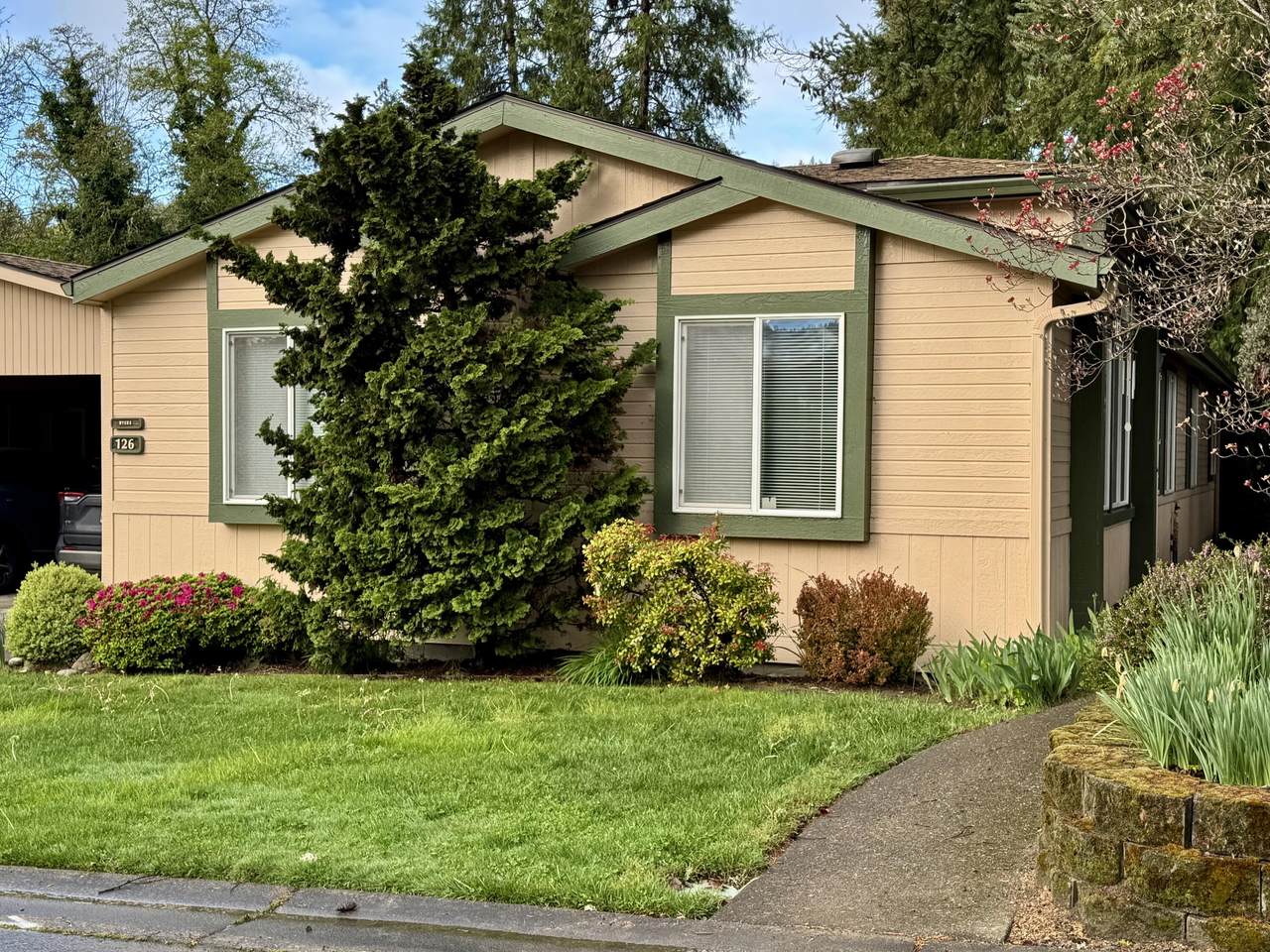 126 Wrightwood Circle - Photo 1