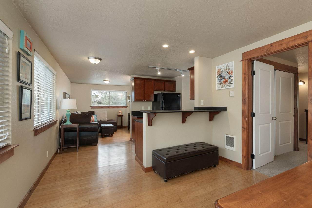 1010 Roanoke Avenue - Photo 1