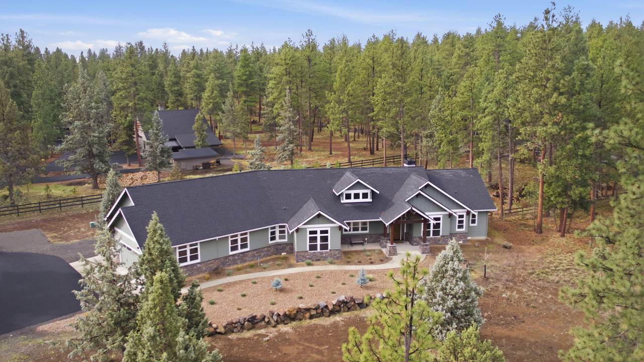 16055 Foothill Lane - Photo 1