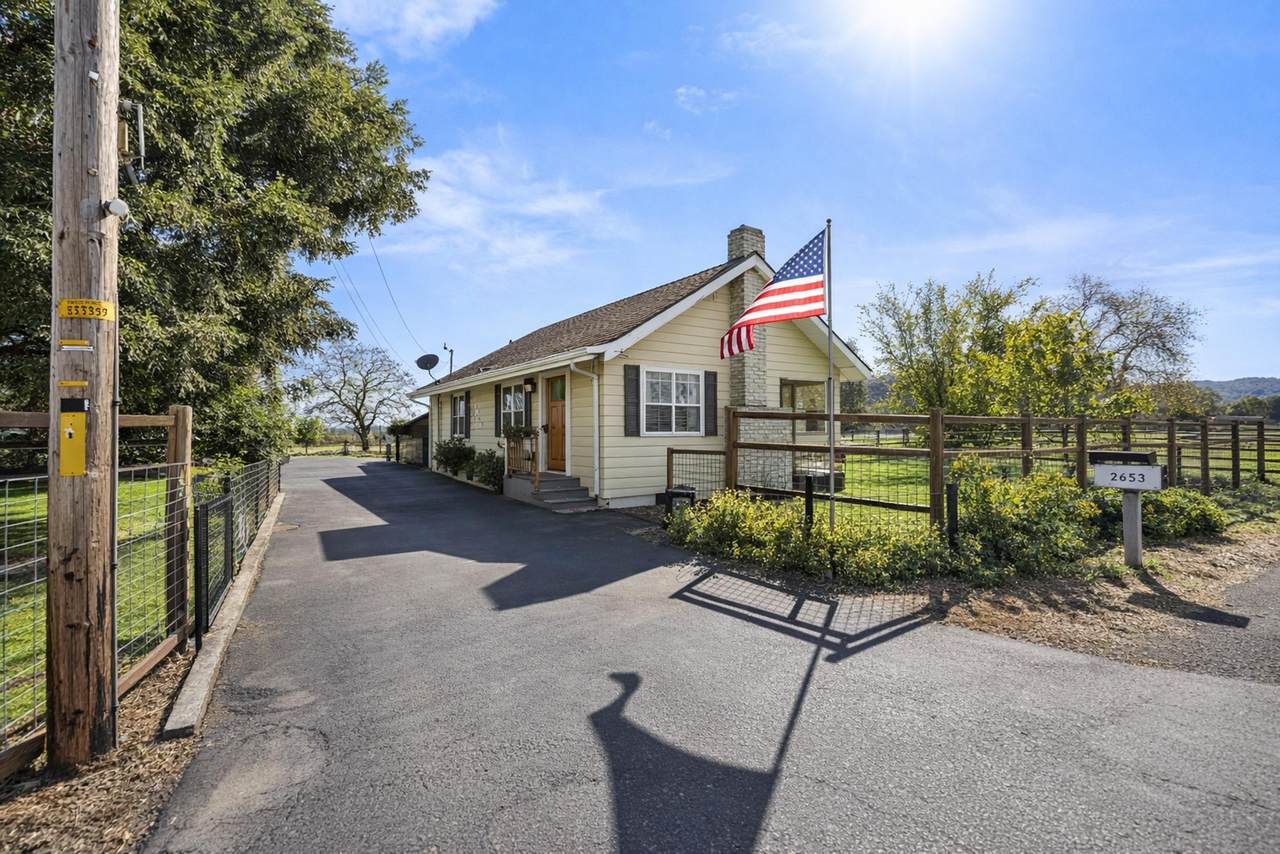 2653 Scenic Avenue - Photo 1