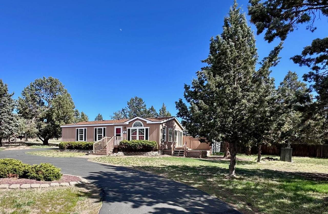 9065 Panorama Road - Photo 1