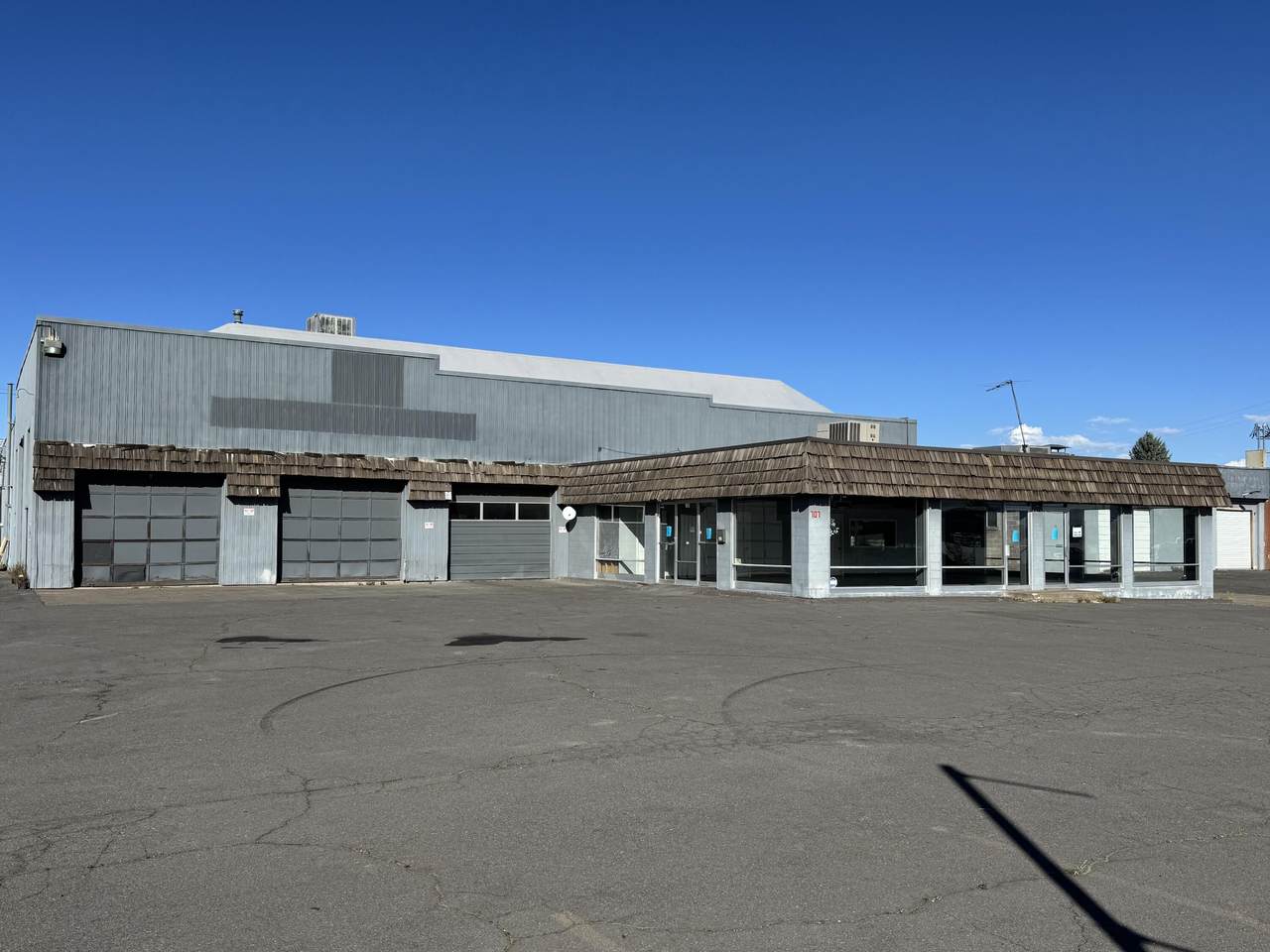707 5th Street - Photo 1