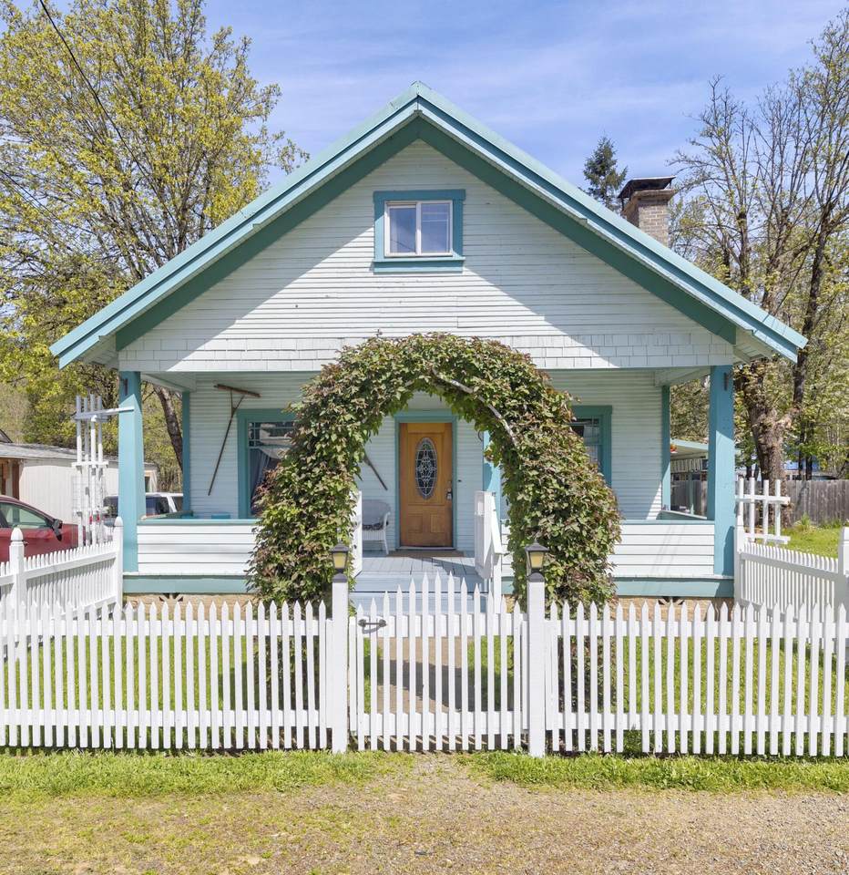 219 Gilbert Avenue - Photo 1