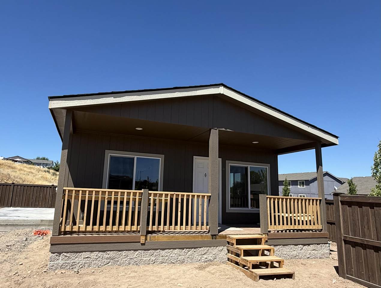 946 10th Street - Photo 1