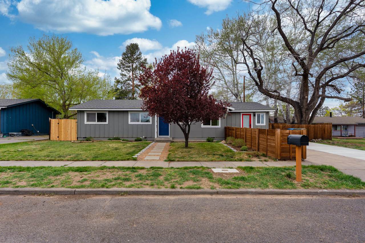 2639 Harvey - Photo 1