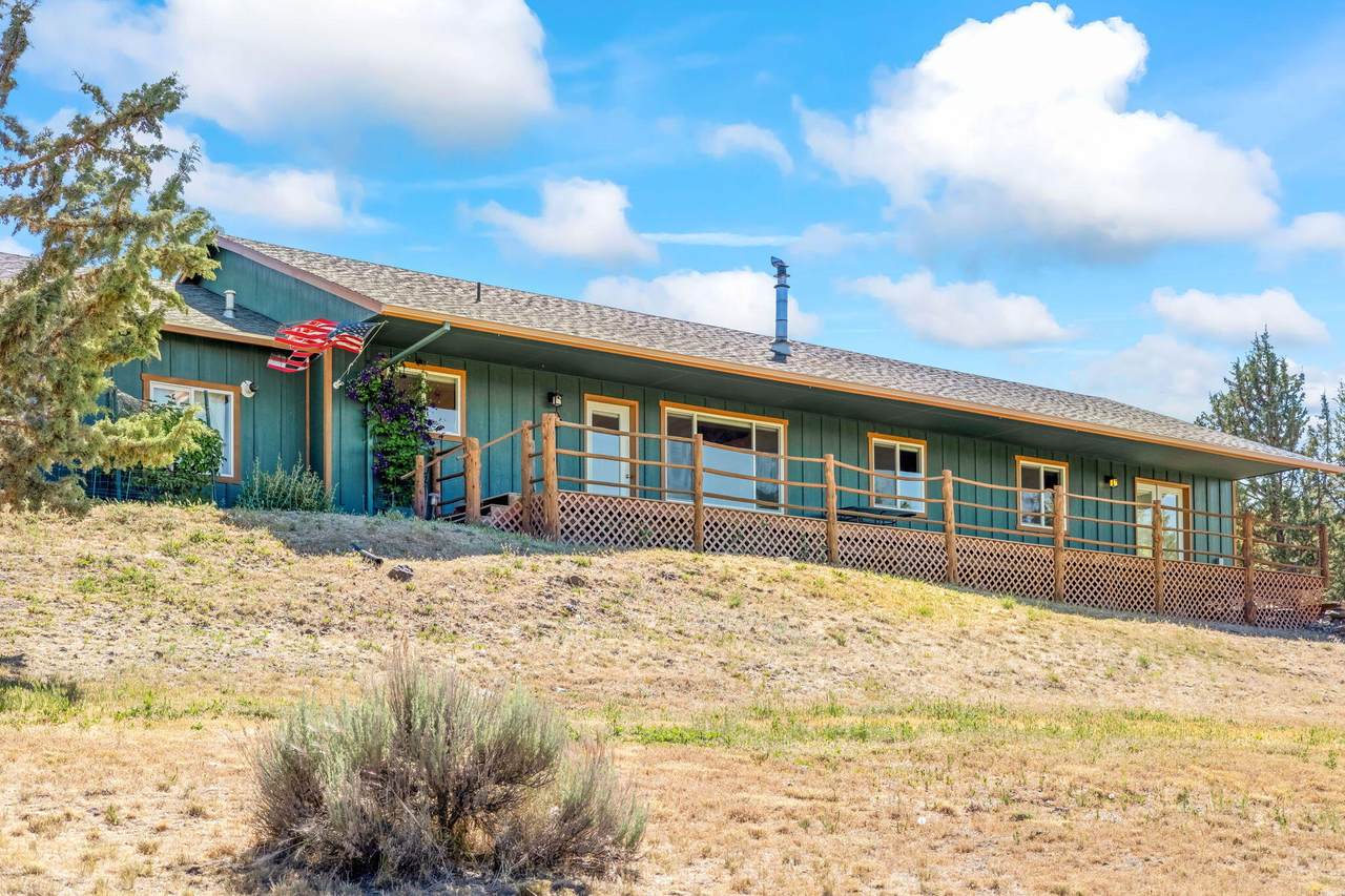 6997 Scenic Drive - Photo 1