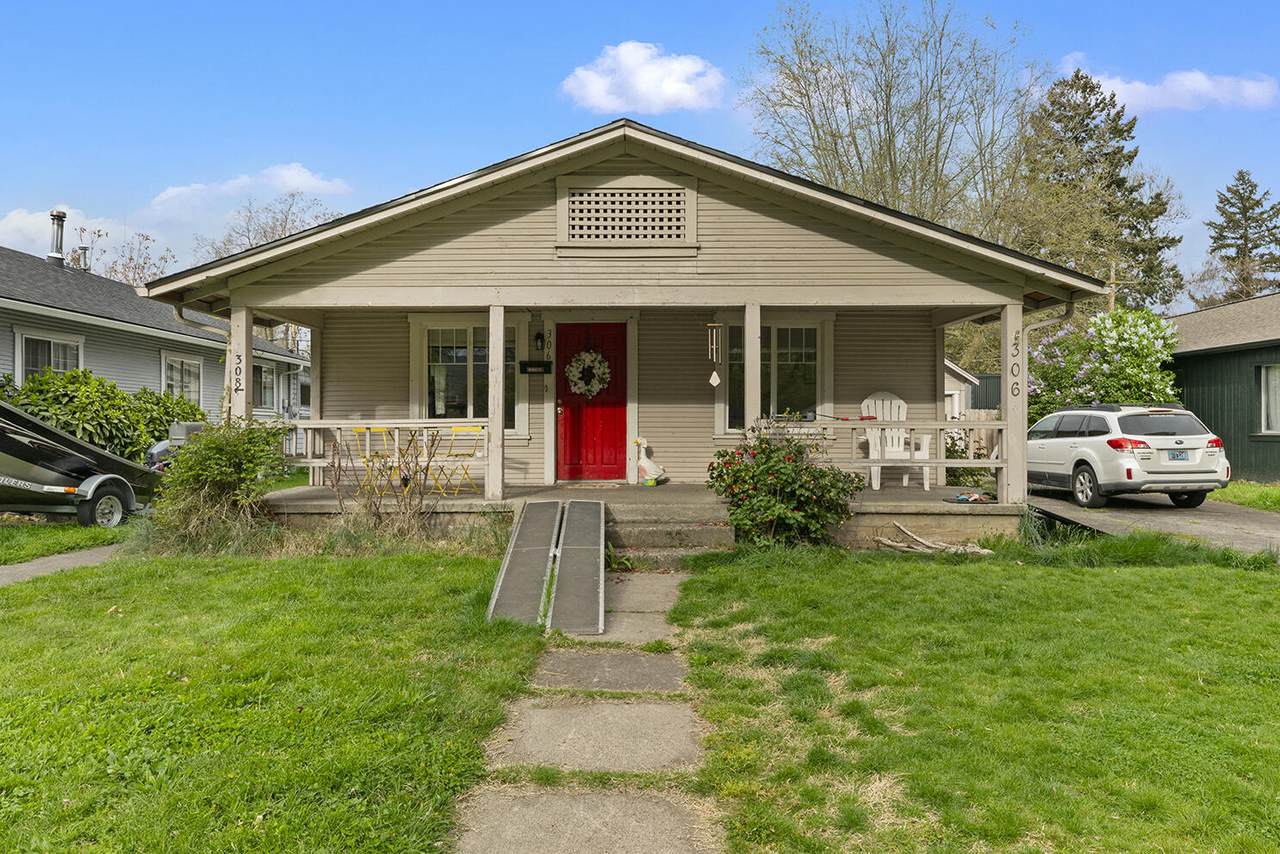306 Vancouver Avenue - Photo 1