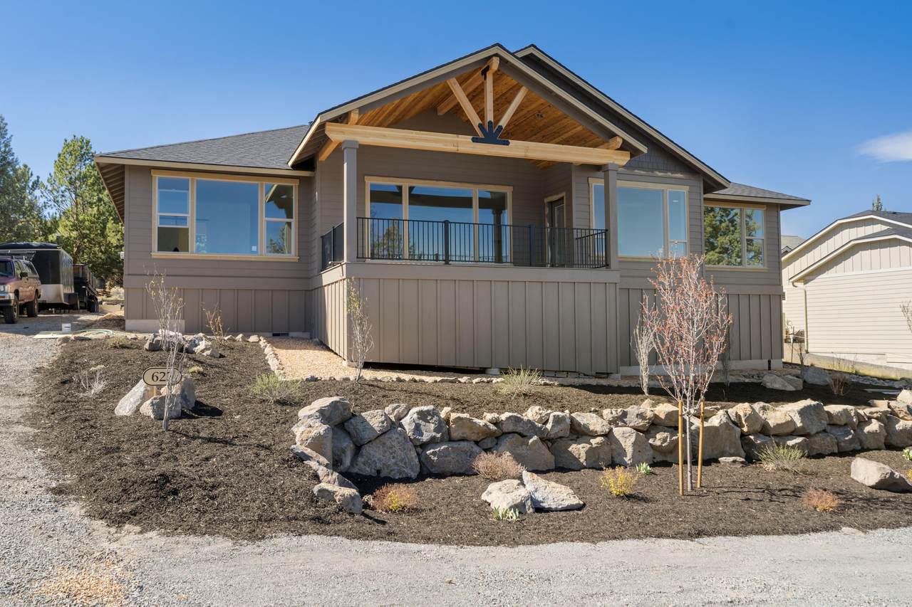 623 Goshawk Drive - Photo 1