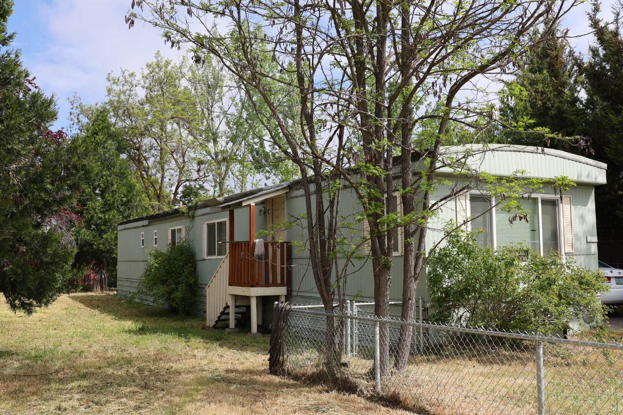 2695 Avenue A - Photo 1