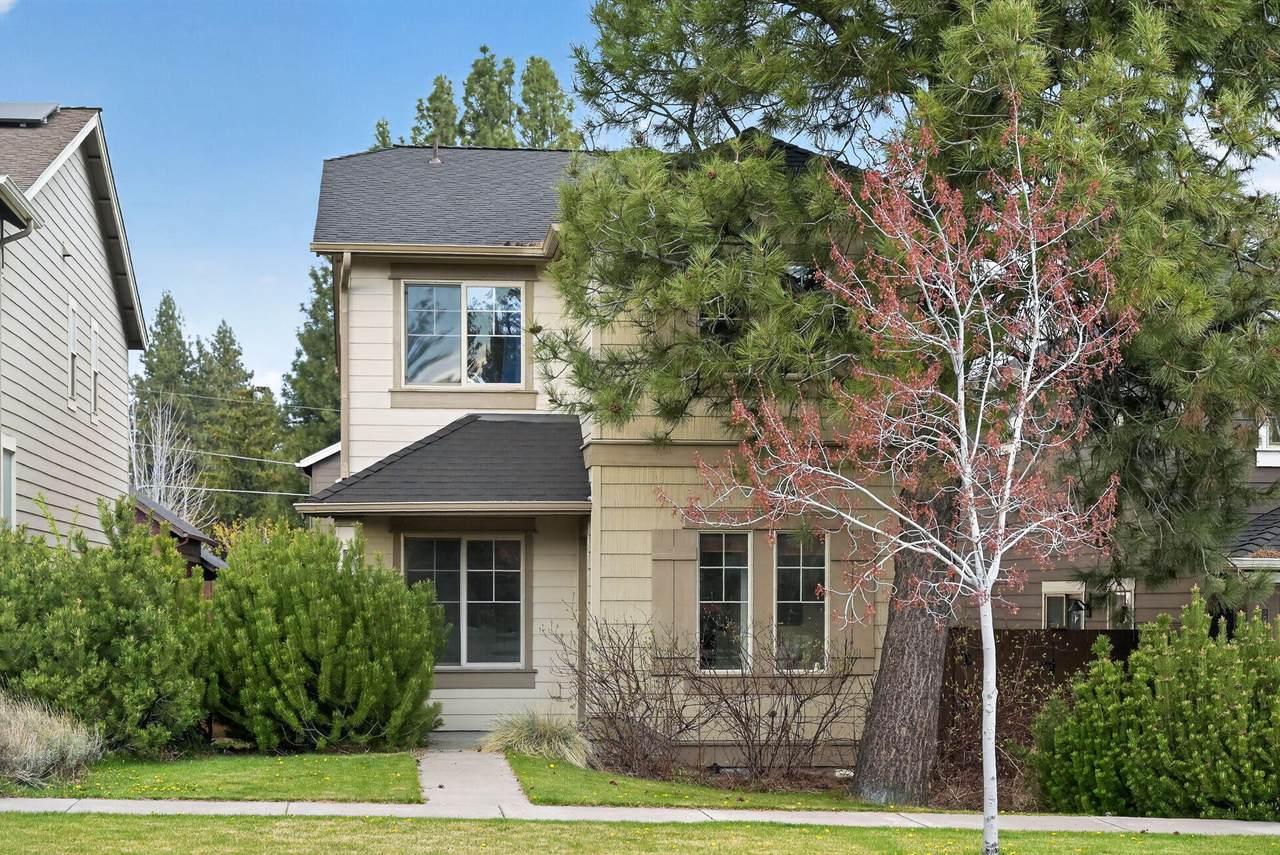 20252 Badger Road - Photo 1