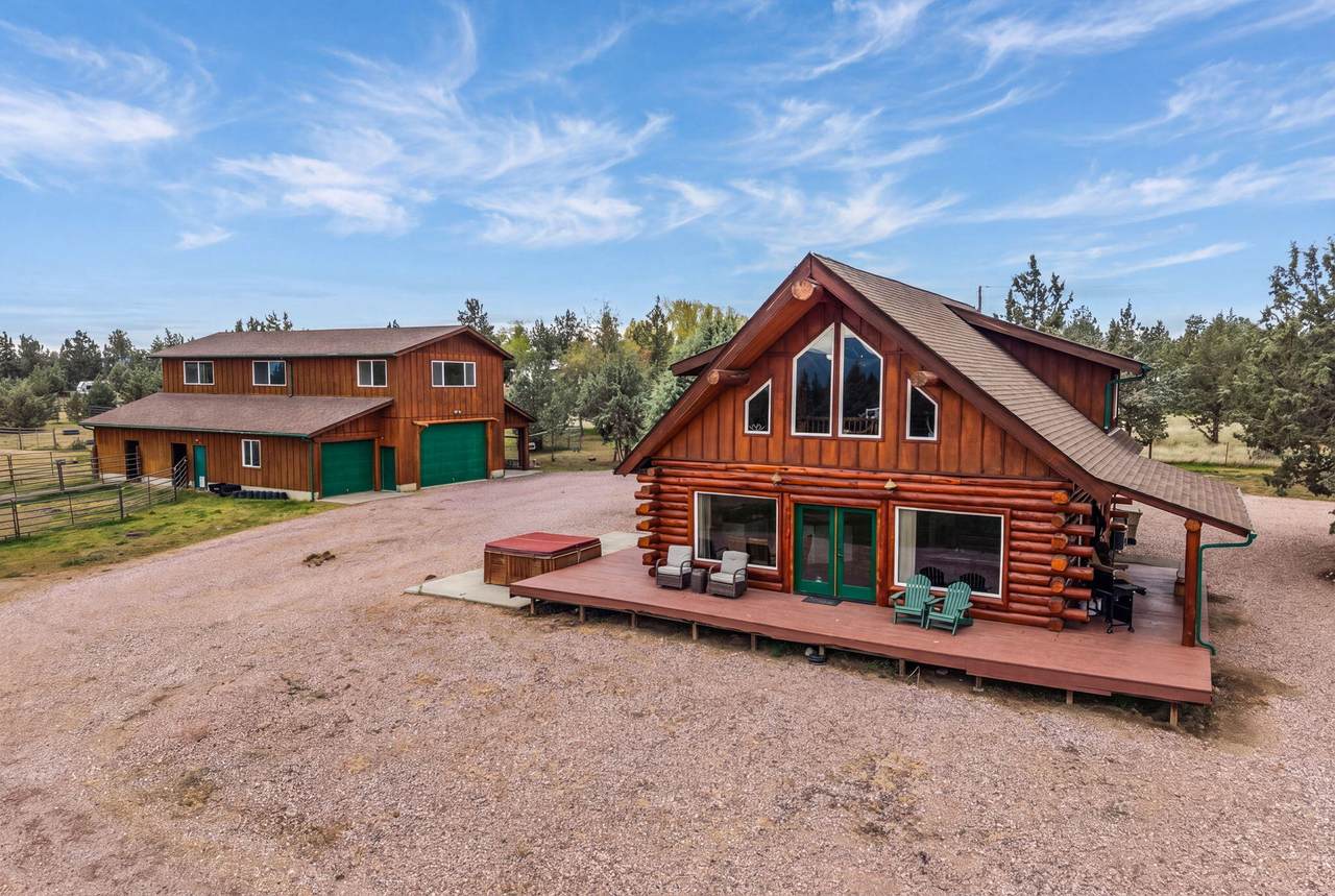 7423 Sand Ridge Road - Photo 1