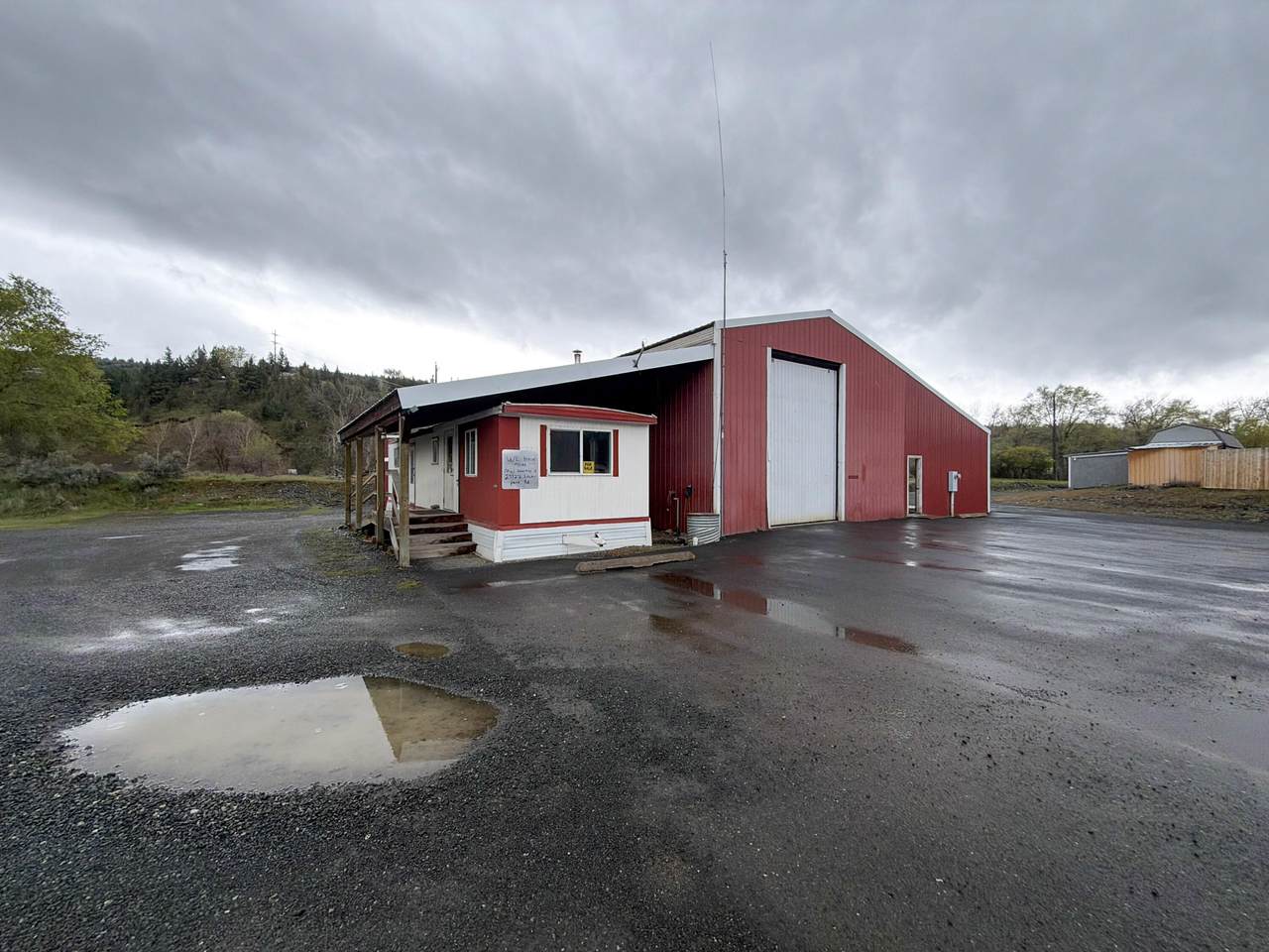 355 Patterson Bridge Road - Photo 1