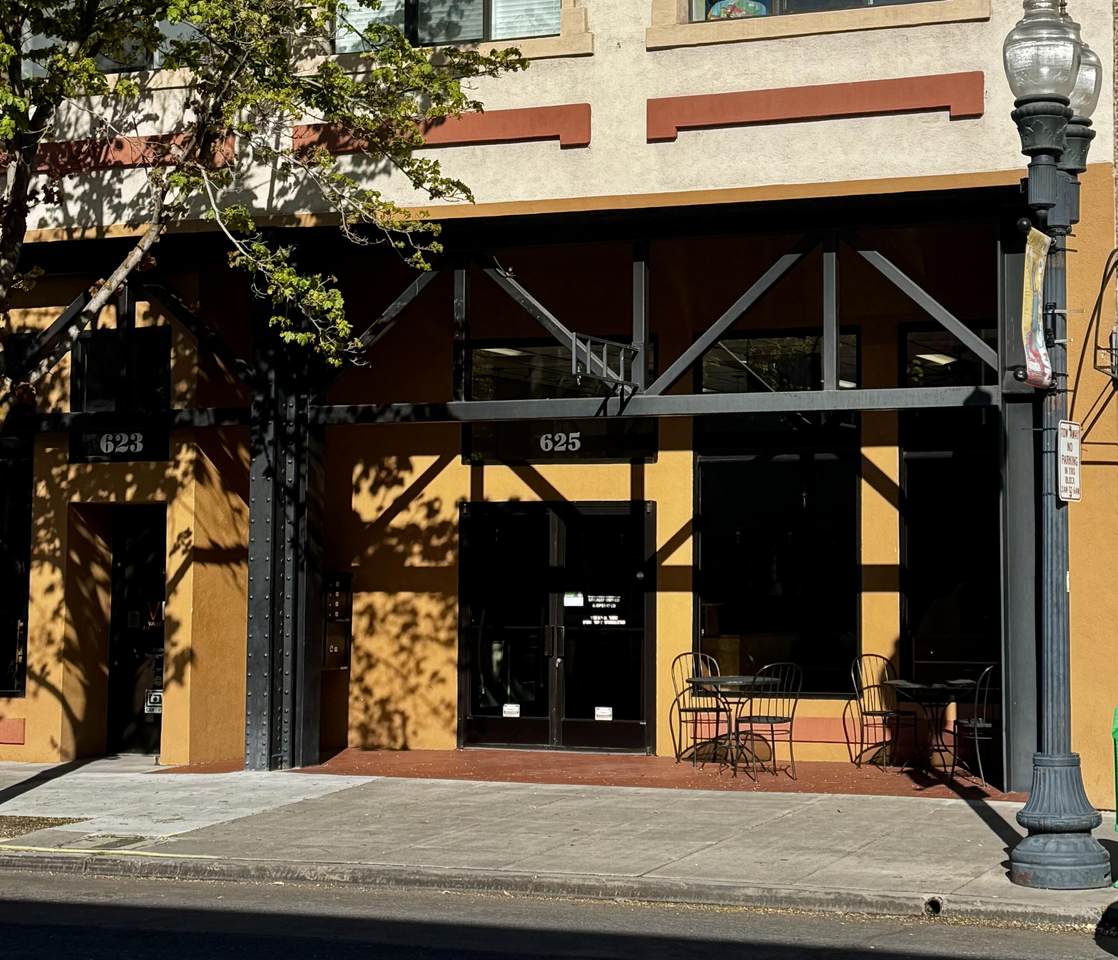 625 Main Street - Photo 1