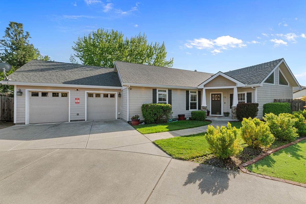 72 Pineridge Lane - Photo 1