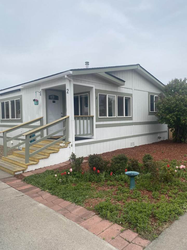 1515 Fir Avenue - Photo 1