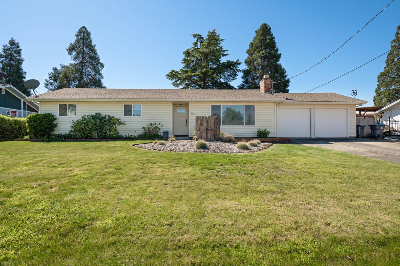 2372 Mcandrews Road - Photo 1