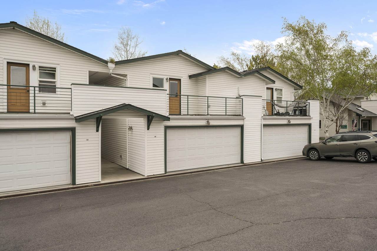 438 19th Street - Photo 1