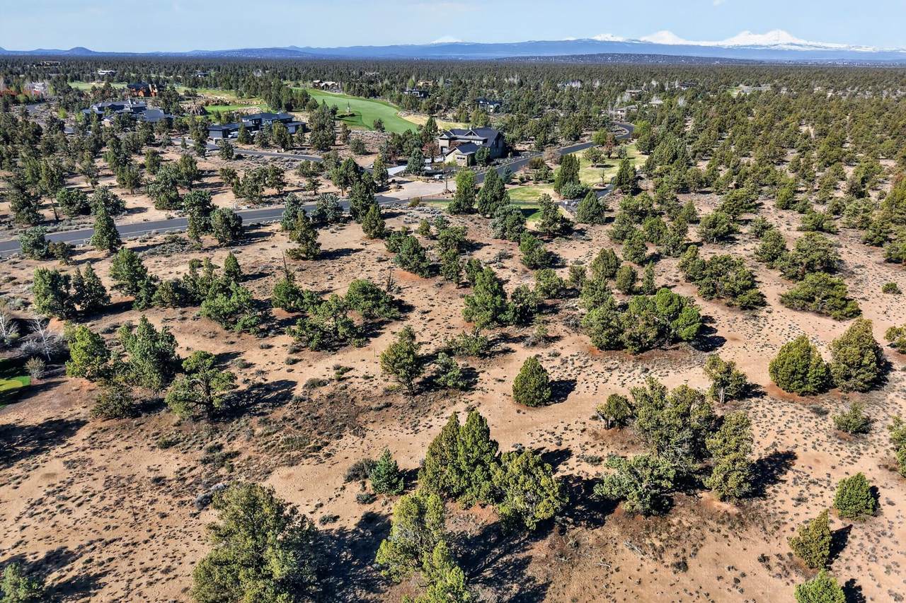 0 Pronghorn Estates Drive - Photo 1