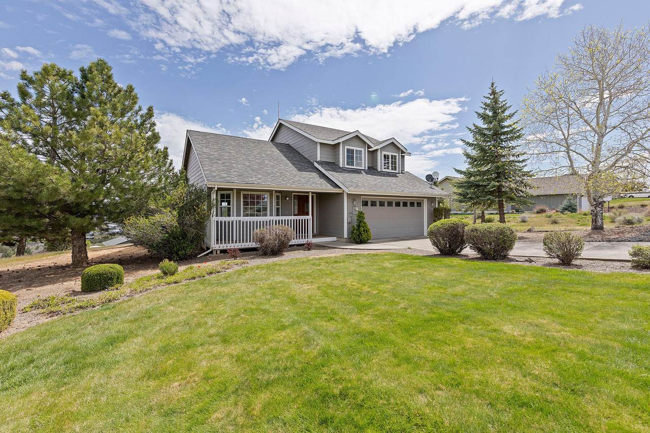 1917 Squire Drive - Photo 1